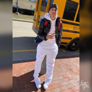 Meet your Posher, Robert